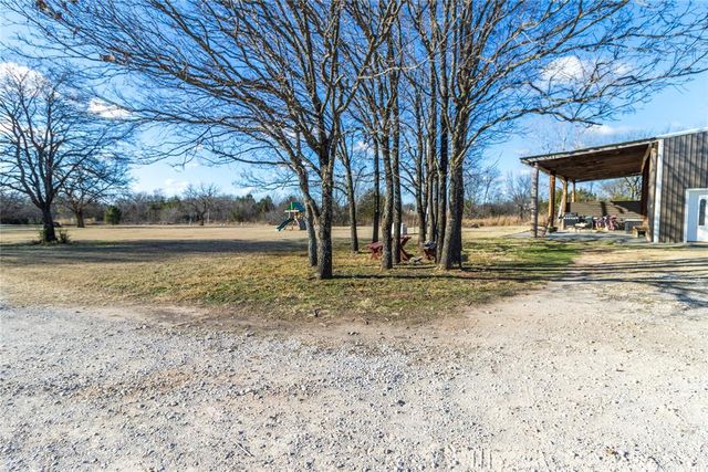 9311 Cemetery Road, Noble, OK 73068