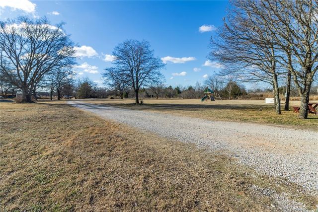 9311 Cemetery Road, Noble, OK 73068