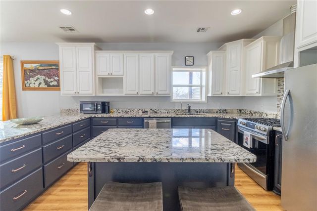 9311 Cemetery Road, Noble, OK 73068