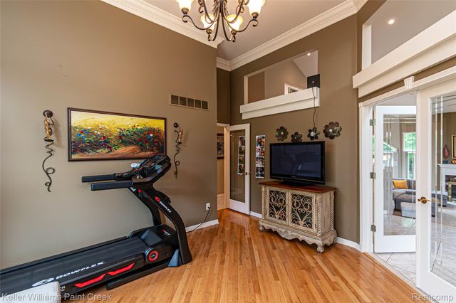 43737 Saint Julian Court, Sterling Heights, MI 48314