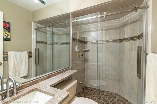 43737 Saint Julian Court, Sterling Heights, MI 48314