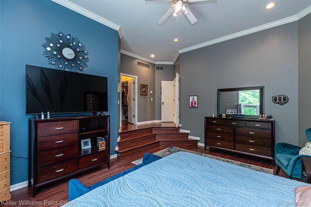 43737 Saint Julian Court, Sterling Heights, MI 48314
