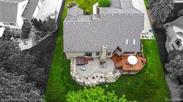 43737 Saint Julian Court, Sterling Heights, MI 48314
