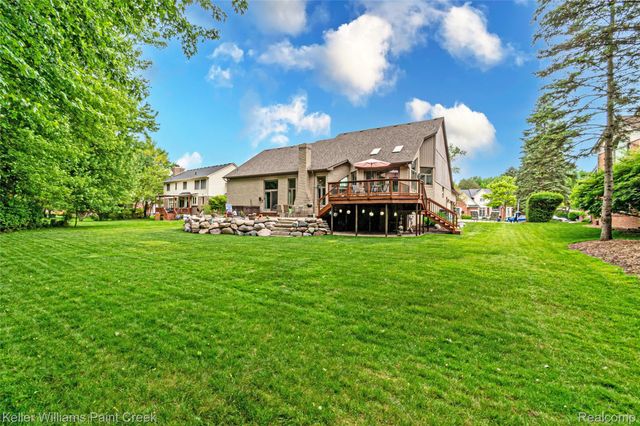 43737 Saint Julian Court, Sterling Heights, MI 48314