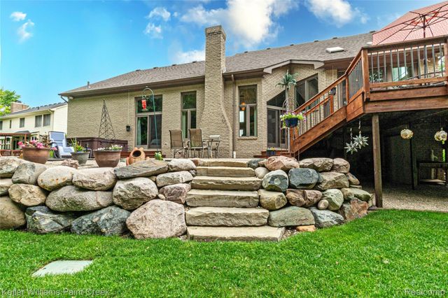 43737 Saint Julian Court, Sterling Heights, MI 48314