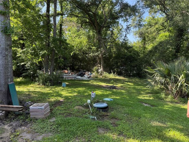 363 County Road 459, Dayton, TX 77535