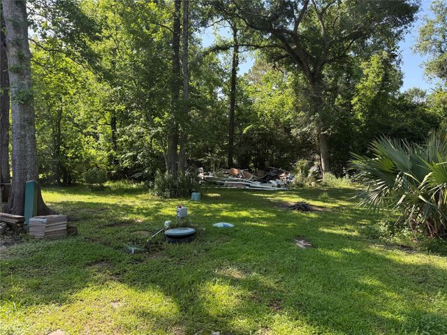 363 County Road 459, Dayton, TX 77535
