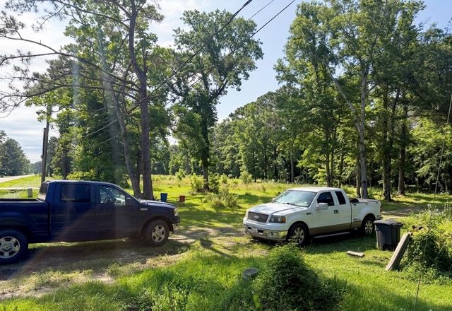 363 County Road 459, Dayton, TX 77535