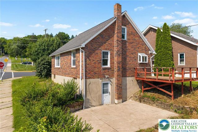439 Center Street, Nazareth Boro, PA 18064