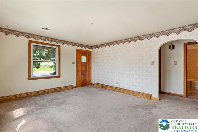 439 Center Street, Nazareth Boro, PA 18064