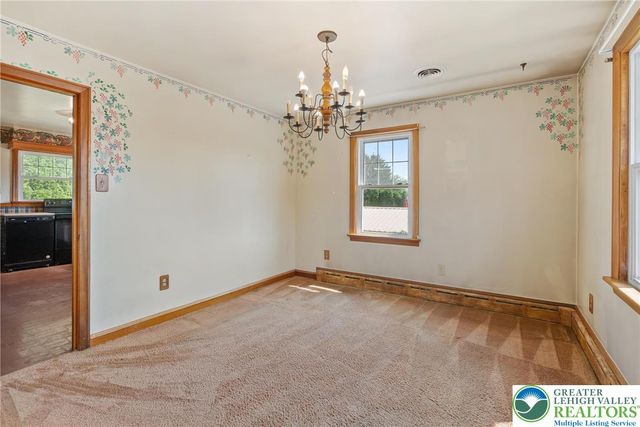 439 Center Street, Nazareth Boro, PA 18064