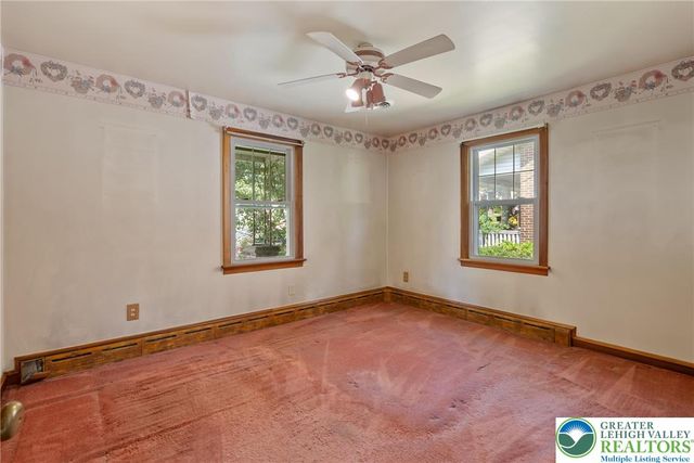 439 Center Street, Nazareth Boro, PA 18064
