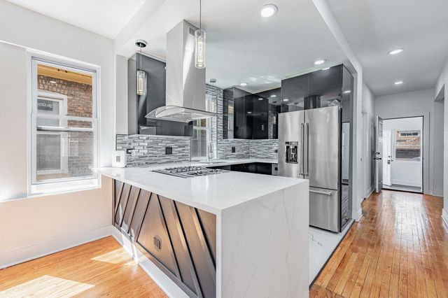 8020 S Bishop Street, Chicago, IL 60620