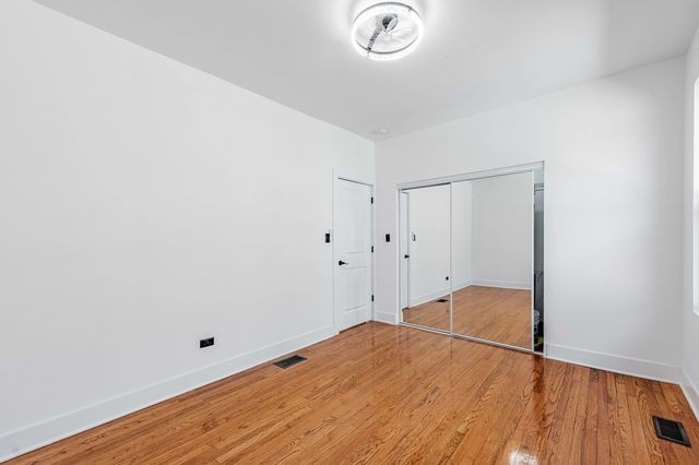 8020 S Bishop Street, Chicago, IL 60620