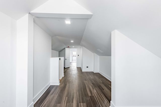 8020 S Bishop Street, Chicago, IL 60620