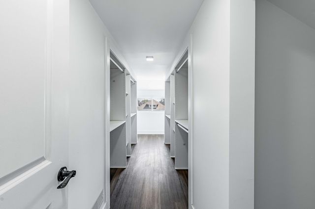 8020 S Bishop Street, Chicago, IL 60620