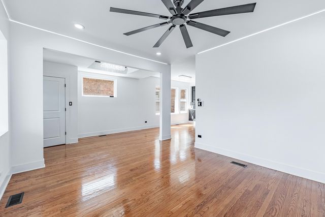 8020 S Bishop Street, Chicago, IL 60620