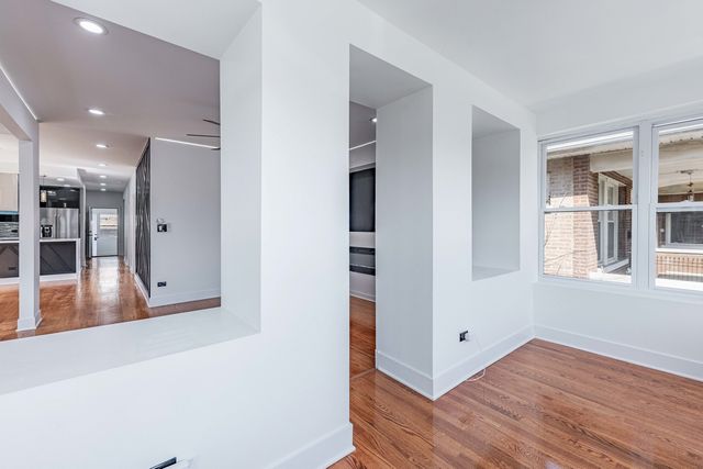 8020 S Bishop Street, Chicago, IL 60620