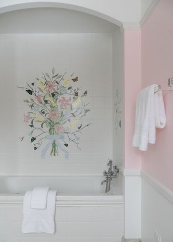 1650 Green Bay Road, Lake Bluff, IL 60044