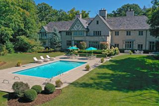 1650 Green Bay Road, Lake Bluff, IL 60044