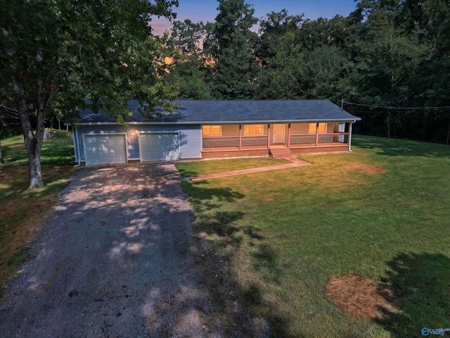 15631 Zehner Road, Athens, AL 35611