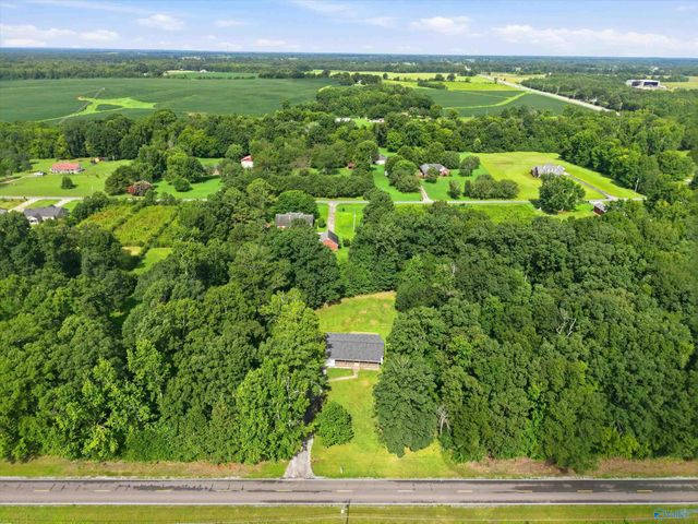 15631 Zehner Road, Athens, AL 35611
