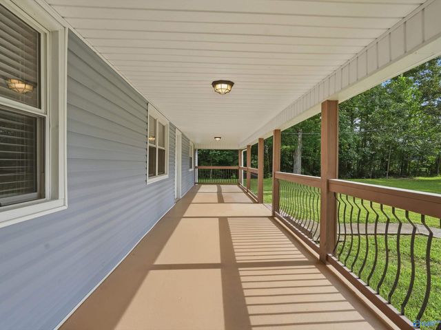 15631 Zehner Road, Athens, AL 35611