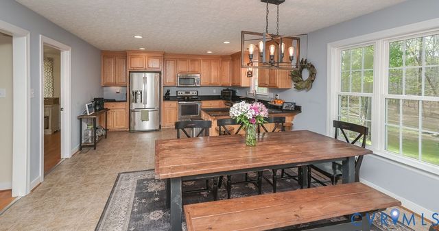 2487 Cattail Run Dr, Mechanicsville, VA 23111