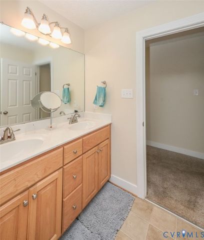 2487 Cattail Run Dr, Mechanicsville, VA 23111