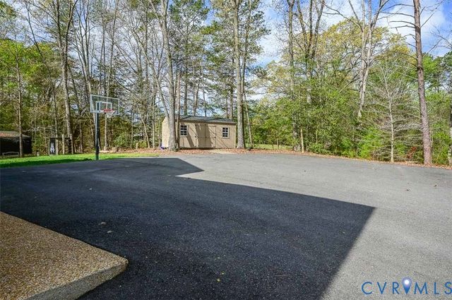 2487 Cattail Run Dr, Mechanicsville, VA 23111