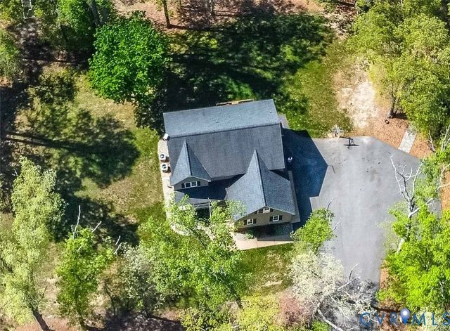 2487 Cattail Run Dr, Mechanicsville, VA 23111