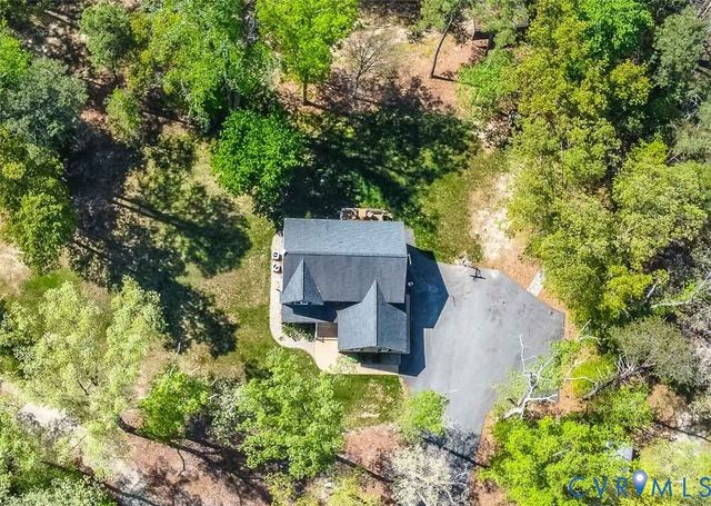 2487 Cattail Run Dr, Mechanicsville, VA 23111