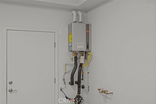 155 Somera, Irvine, CA 92602