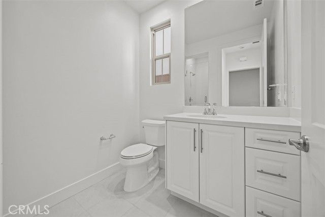 155 Somera, Irvine, CA 92602