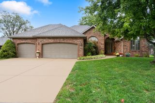 727 East Meramec Lane, Nixa, MO 65714