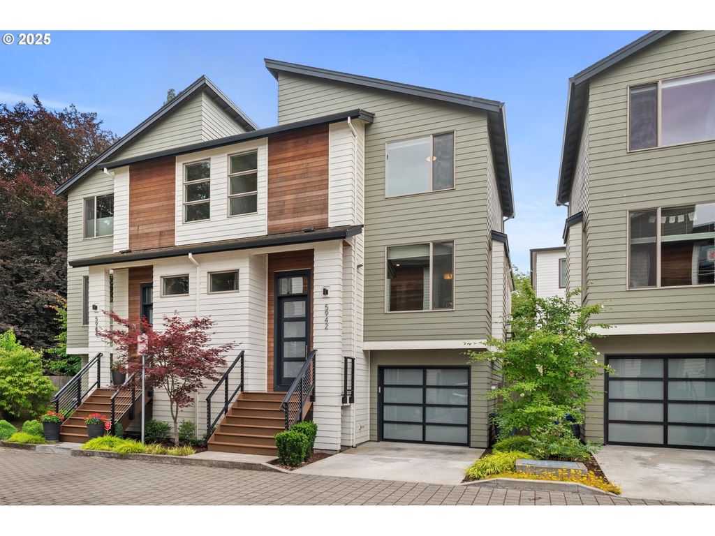 5942 Ne 42ND Ave, Portland, OR 97218