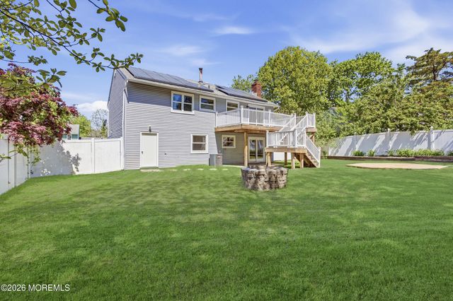 4 Silversmith Court, Barnegat, NJ 08005