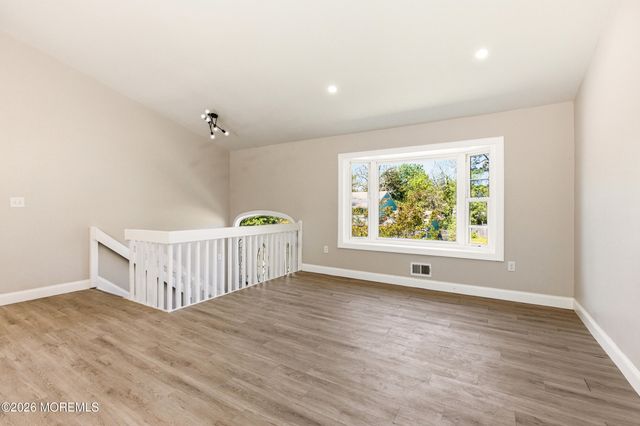 4 Silversmith Court, Barnegat, NJ 08005