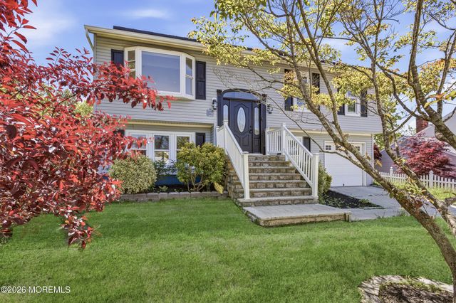 4 Silversmith Court, Barnegat, NJ 08005
