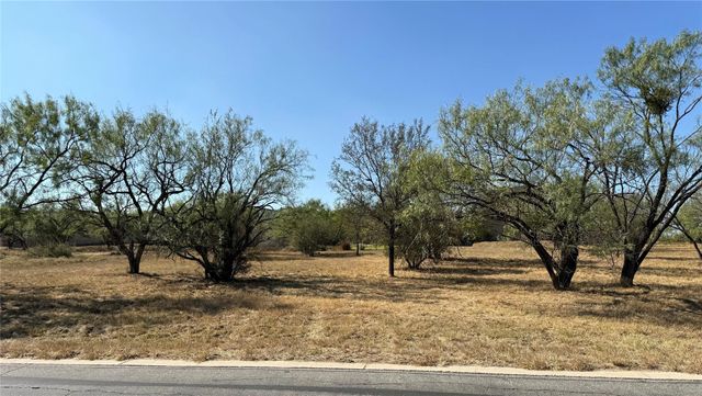 2324 Fault Line DR, Horseshoe Bay, TX 78657
