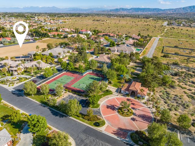 41933 Loma Vista, Lancaster, CA 93536