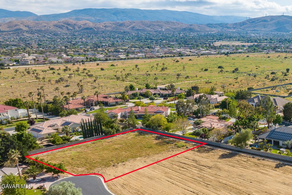 41933 Loma Vista, Lancaster, CA 93536