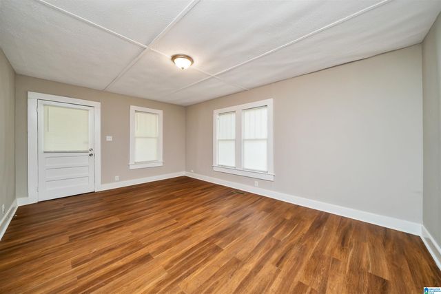 2011 HIGH SCHOOL ROAD, Hueytown, AL 35023