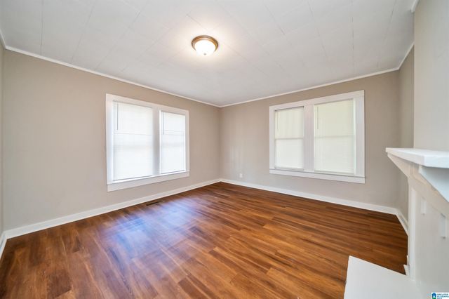 2011 HIGH SCHOOL ROAD, Hueytown, AL 35023
