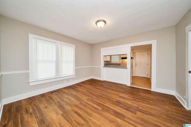 2011 HIGH SCHOOL ROAD, Hueytown, AL 35023