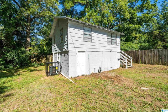 2011 HIGH SCHOOL ROAD, Hueytown, AL 35023