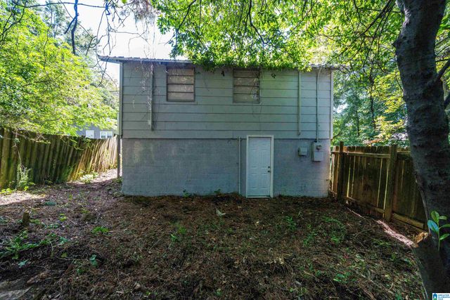 2011 HIGH SCHOOL ROAD, Hueytown, AL 35023