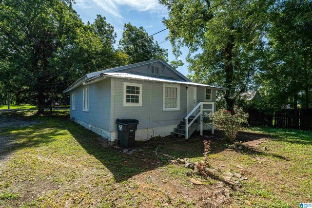 2011 HIGH SCHOOL ROAD, Hueytown, AL 35023