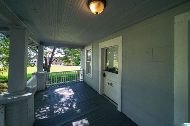 2011 HIGH SCHOOL ROAD, Hueytown, AL 35023
