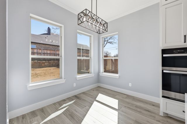 707 Ross Trail, Arlington, TX 76012